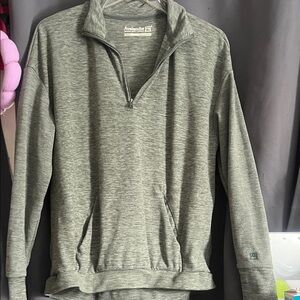 Avalanche Women’s Gray Zip-Up Sweater